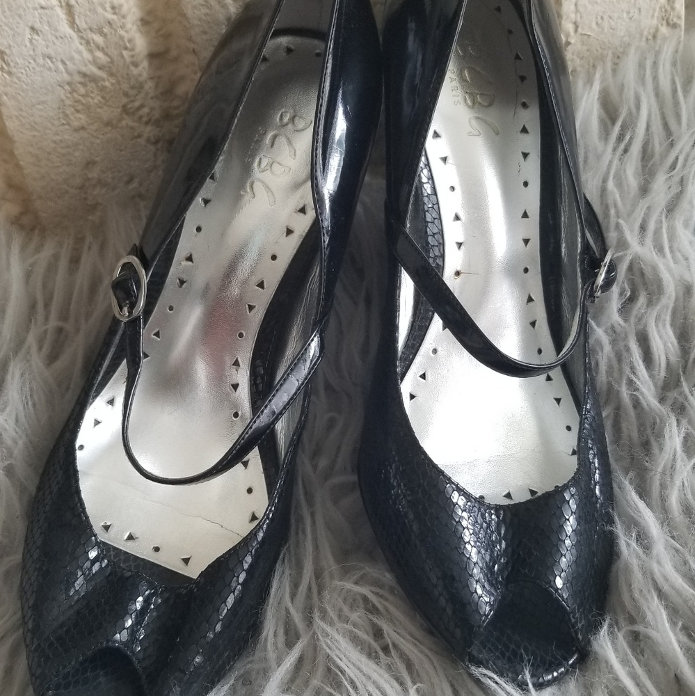 Black single strap heel